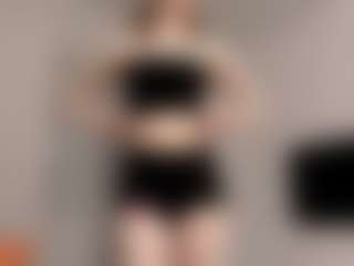 Live cam show with LorindaEhr - Fingerass on liverealitysex.com