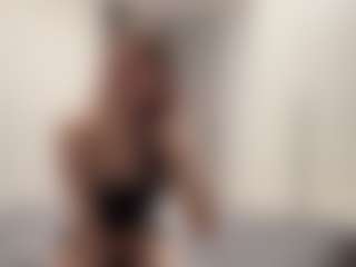 Live cam show with LorindaEhr - Small Ass on nudelive.tv