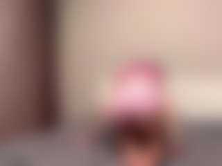Live cam show with LorindaEhr - Blonde Hair on Camsoda