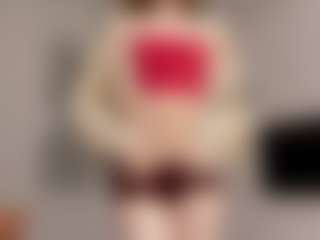 Live cam show with LorindaEhr - Lovely on TeamSkeetLive