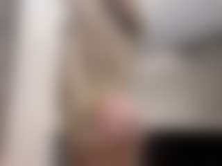 Live cam show with LorindaEhr - Gamer Asian on milfzrlive.com