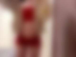 Live cam show with LorindaEhr - Small Ass on CamwithHer