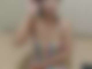 YellowBonePutty's Live Sex Cam Show