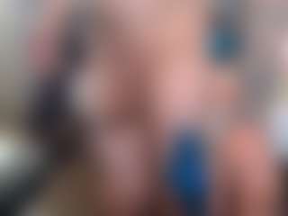 Live cam show with Bwcforebony - English on AdultVida.com