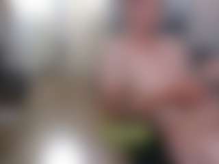 Bwcforebony's Live Sex Cam Show