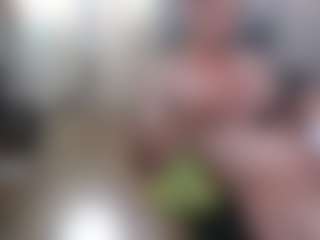 Bwcforebony's Live Sex Cam Show