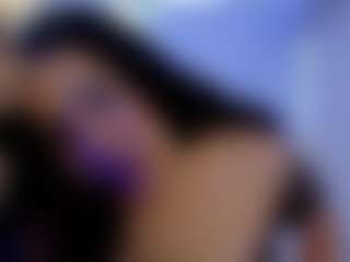 Live cam show with lunabloomm - New Latina on crypto-cams