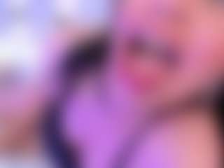 lunabloomm's Live Sex Cam Show