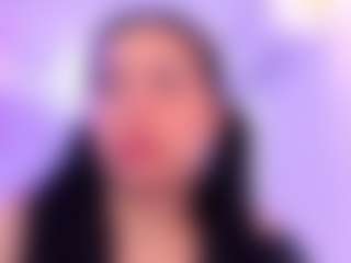 lunabloomm's Live Sex Cam Show
