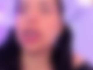 lunabloomm's Live Sex Cam Show