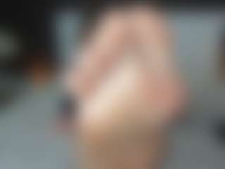 alannarussell's Live Sex Cam Show