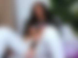Eire-Spencer MILF webcam performer live streaming