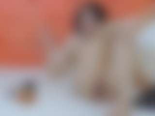 Live cam show with FemCupid - English on Camsoda