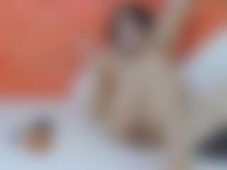 Live cam show with FemCupid - Caucasian on Camsoda