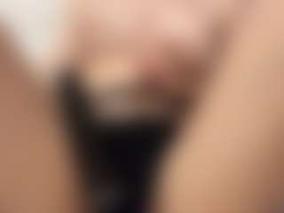 Live cam show with KeiraHarkenreader - Cuckold on Camsoda