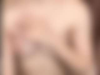 Live cam show with KeiraHarkenreader - Nipple Piercings on nudelive.tv