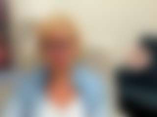 Live cam show with LunaxFantasy - Cougar on Camming Site
