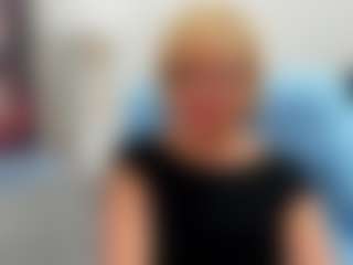 Live cam show with LunaxFantasy - Cougar on Nude Chat * 1 On 1 Webcam Sex * Live Cam Show