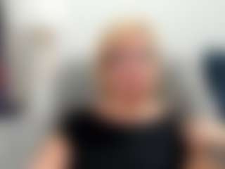 Live cam show with LunaxFantasy - Bedroom Mature on sexytreat.net