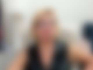 Live cam show with LunaxFantasy - Joi on studioflirtlive.com