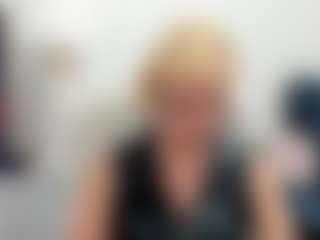 Live cam show with LunaxFantasy - Joi on Milfs Live