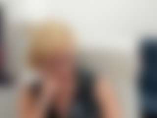 Show live cam dengan LunaxFantasy - Mature di Camsoda