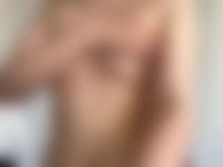 MalisaGanong's Live Sex Cam Show