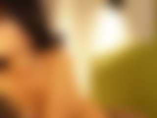 Theladyofdiamonds's Live Sex Cam Show