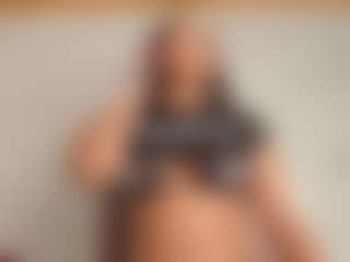 Live cam show with Alena Kenner - Black BBW on Camming Site