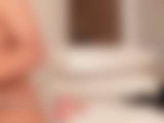 Live cam show with Alena Kenner - Blowjob on sexylive.show