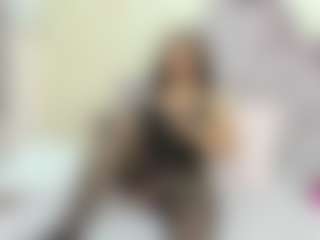 Live cam show with crystal-watson0 - Strip on TeamSkeetLive