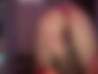 Live cam show with Official_dickeddownunder - Average on Uber Horny