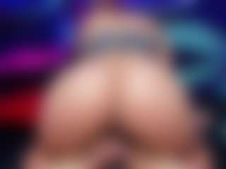Live cam show with GracellDavidson - Tattoos on camwithhim.com