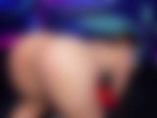 Live cam show with GracellDavidson - Ass To Mouth on Cam Slut