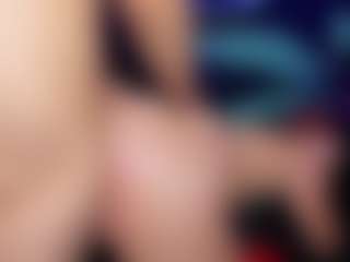 Live cam show with GracellDavidson - Blowjob on madthumbs