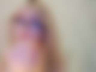 Live cam show with KarrySzweda - Skinny Asian on Stripli.com