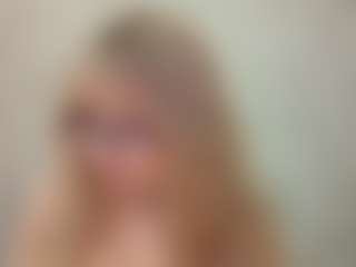 Live cam show with KarrySzweda - Skinny Asian on chickslive.net