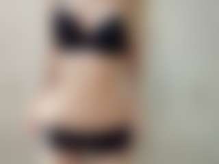 Live cam show with KarrySzweda - Trimmed Asian on 1on1-livenow
