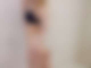 Live cam show with KarrySzweda - Green Eyes on Soda Cam
