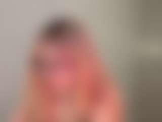 Live cam show with KarrySzweda - Cuckold on AdultVida.com