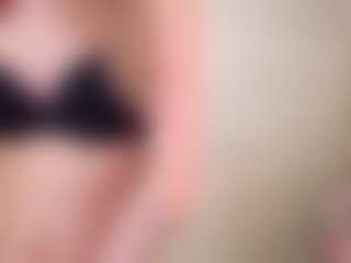 Live cam show with KarrySzweda - Asian Petite on Camsoda