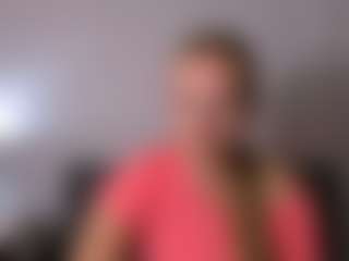 Live cam show with RoseAmazing - Blonde Hair Middle Aged on Camsoda