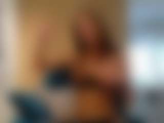 Tiny-Blush's Live Sex Cam Show