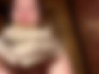 Mia's Live Sex Cam Show