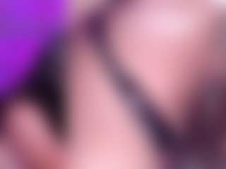 AriHale's Live Sex Cam Show