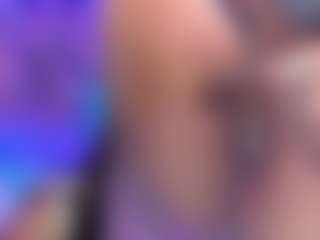 AriHale's Live Sex Cam Show
