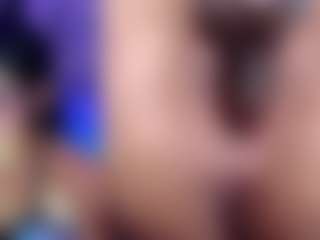 AriHale's Live Sex Cam Show