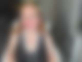 Live cam show with Dixon - Moaning on livesuperchat.net