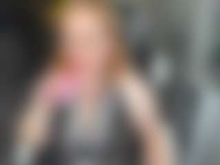 Live cam show with Dixon - Moaning on livesuperchat.net