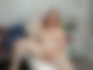 Live cam show with Dixon - Moaning on Camsoda